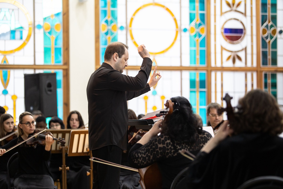 «Оркестр «Музыканты Лувра» Абонемент «Приглашает симфонический оркестр»
