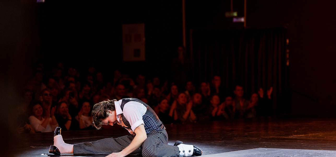 Три залпа в честь весны