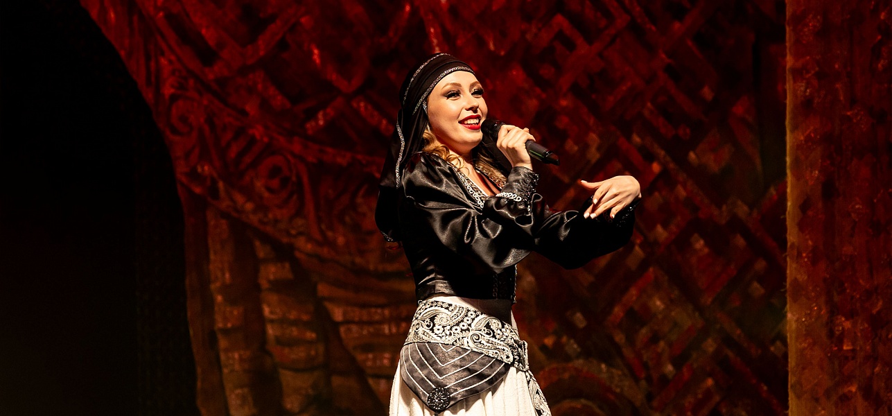 Жаждем шоу!