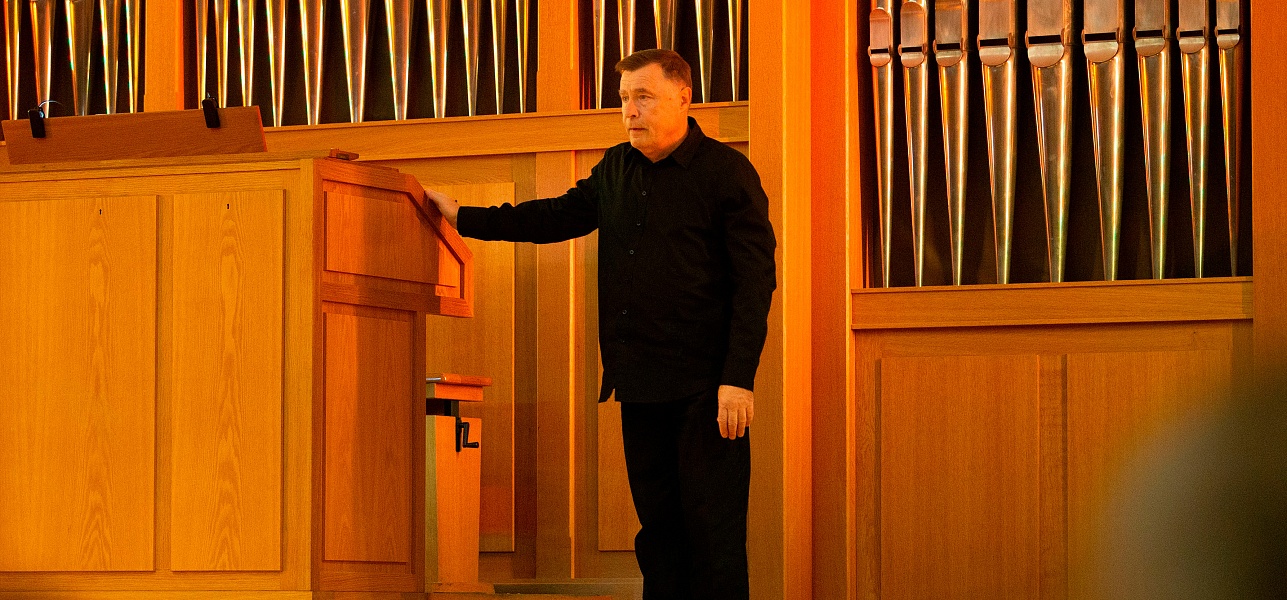 И без солнца ярко