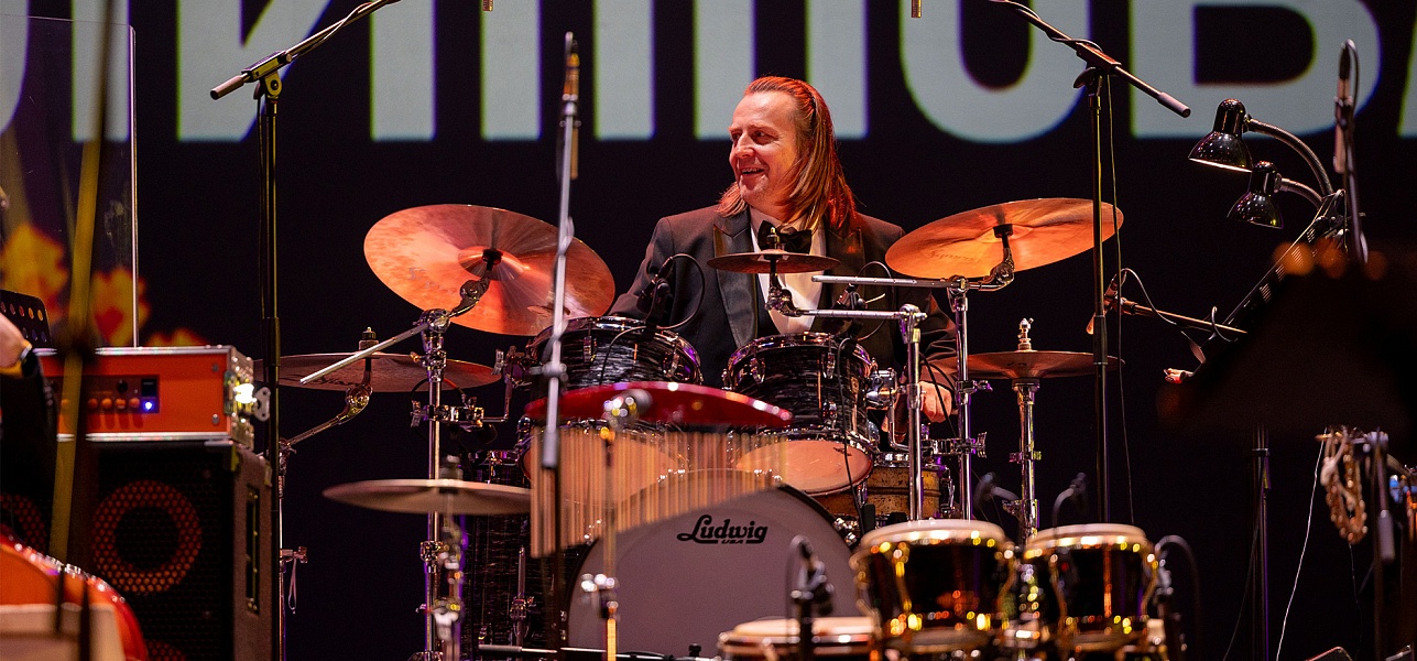 Три залпа в честь весны