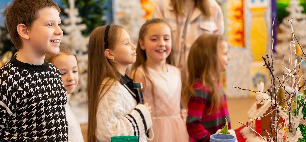 И много-много радости детишкам принесла!