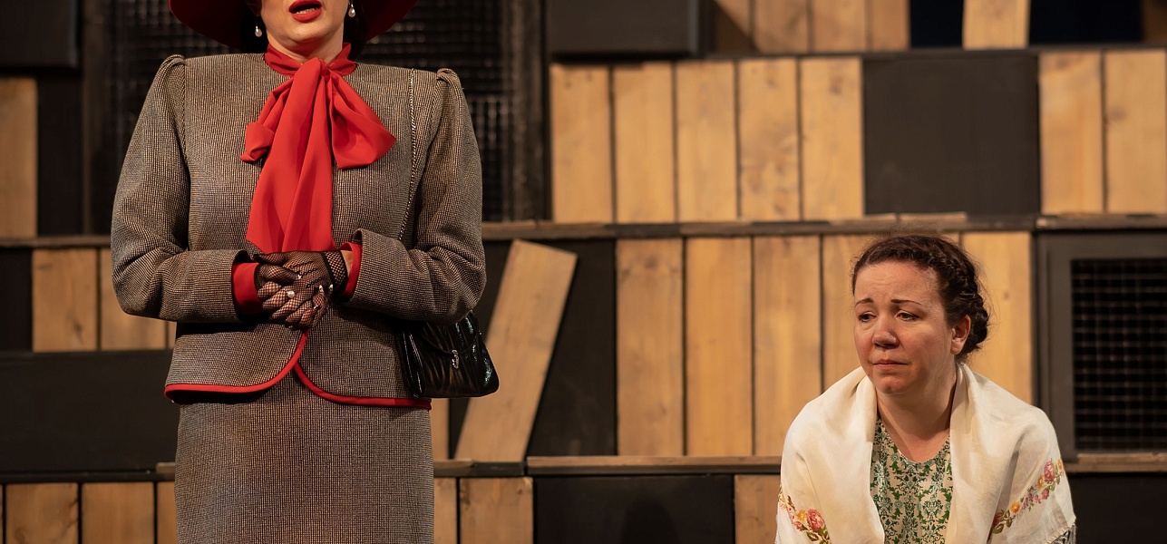 Закрыли занавес на высокой ноте