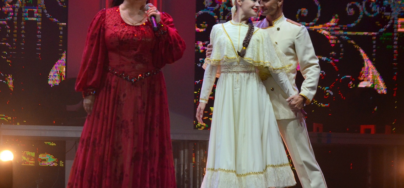 Краснодару — 225 лет: Юбилей отметили масштабным гала-концертом на Театральной площади