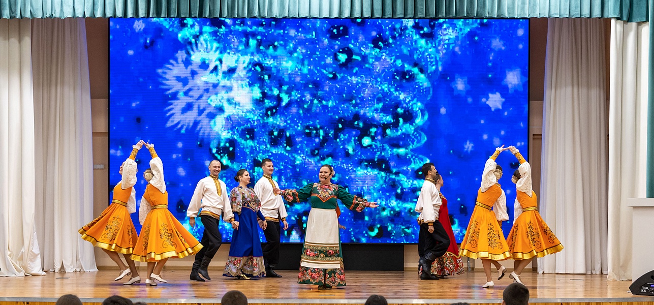 Как на праздник муженёк жене чудо приволок