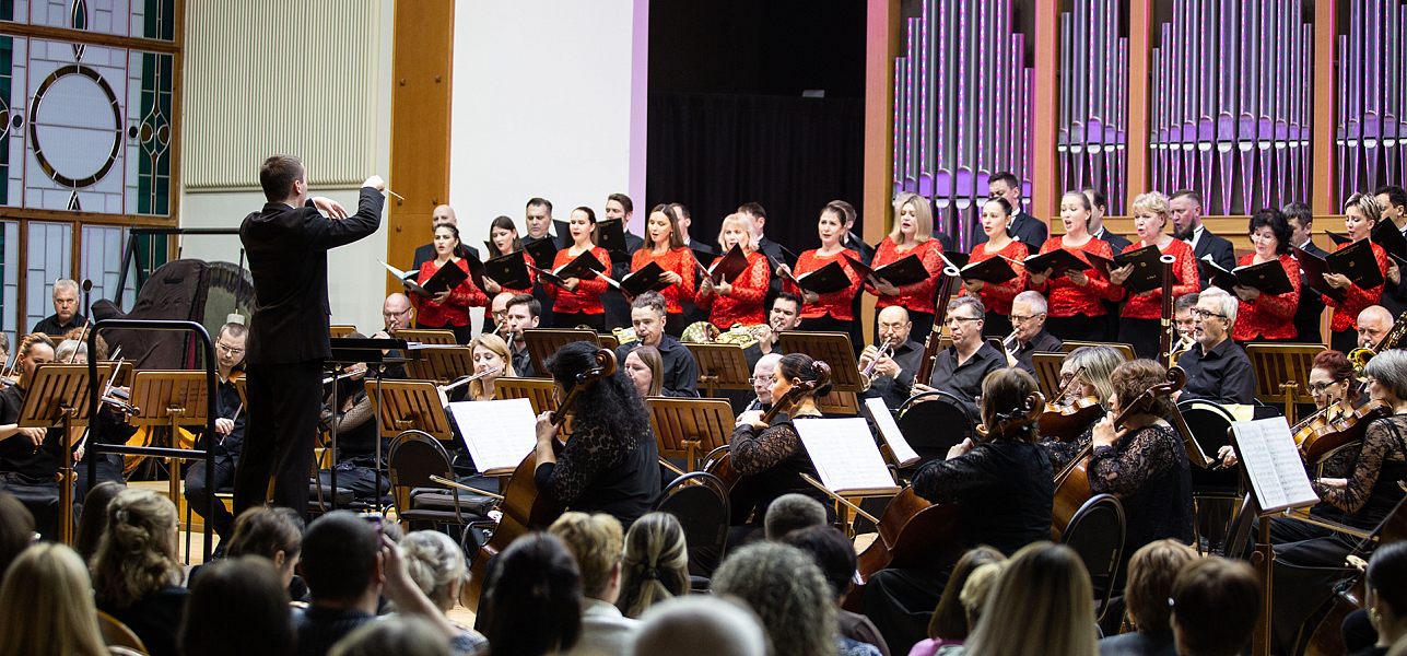 Народник и академик