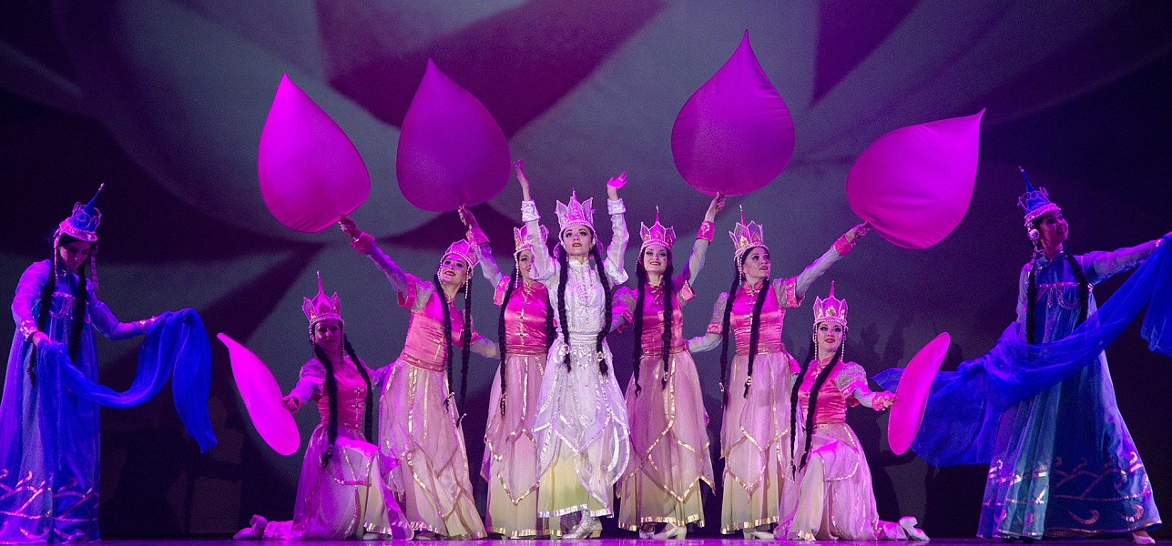 Трудная дорога шоу