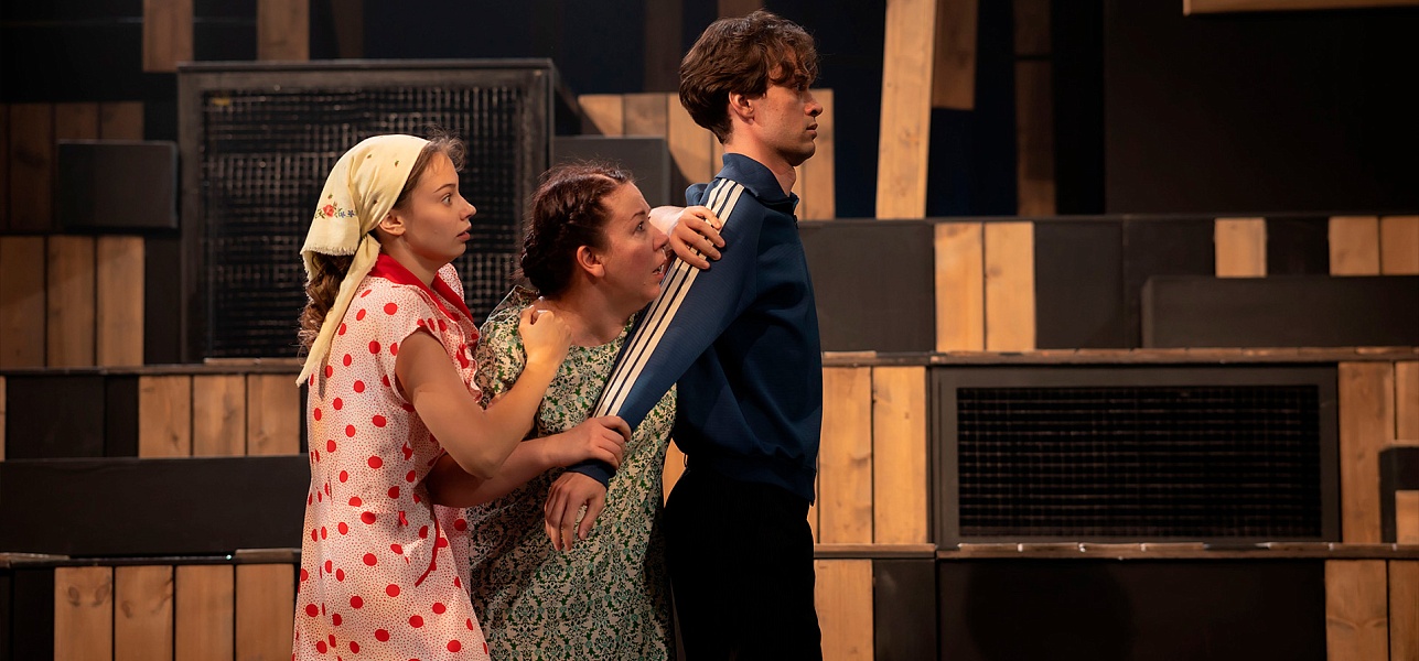 Небо под крыльями