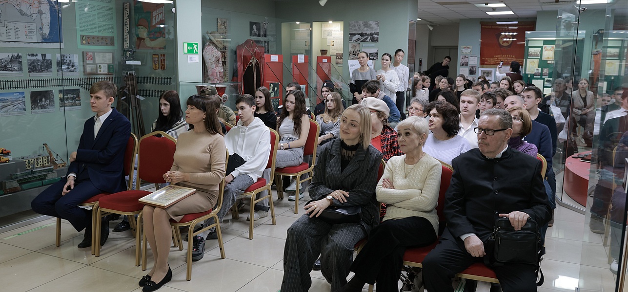 Жизнь в нотах и документах