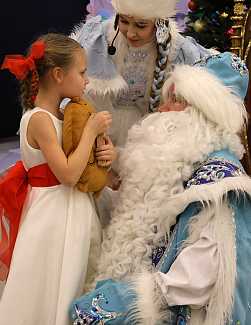 СЕМЕЙНАЯ ЁЛКА  МОЛОДЁЖНОГО ТЕАТРА «Как Садко за снегом ходил»