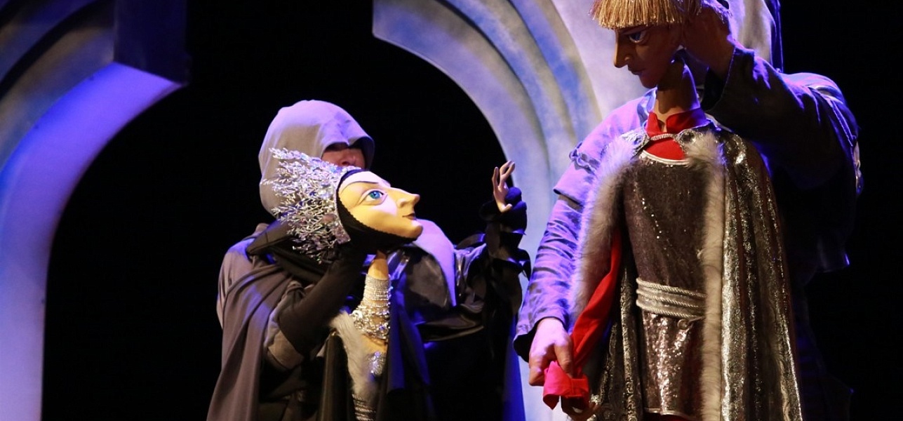 Дорогие зрители!