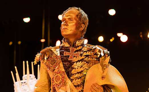 Первый бал Наташи Ростовой