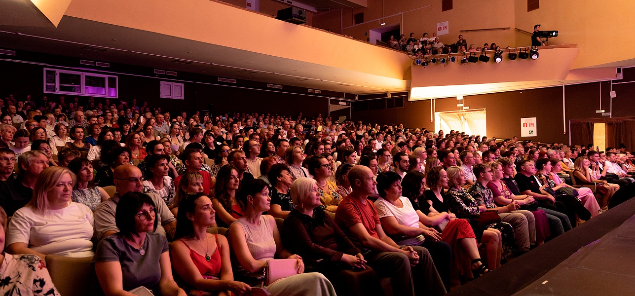 Фиеста ритмов и карнавал мелодий!  