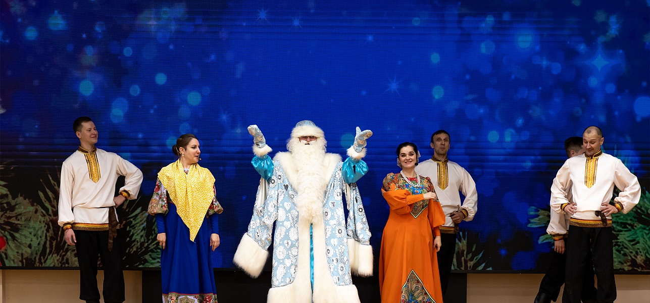 Как на праздник муженёк жене чудо приволок