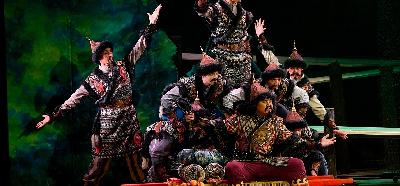 Крымская весна: симфония мужества и любви