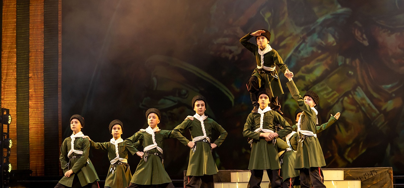 Будем помнить и жить