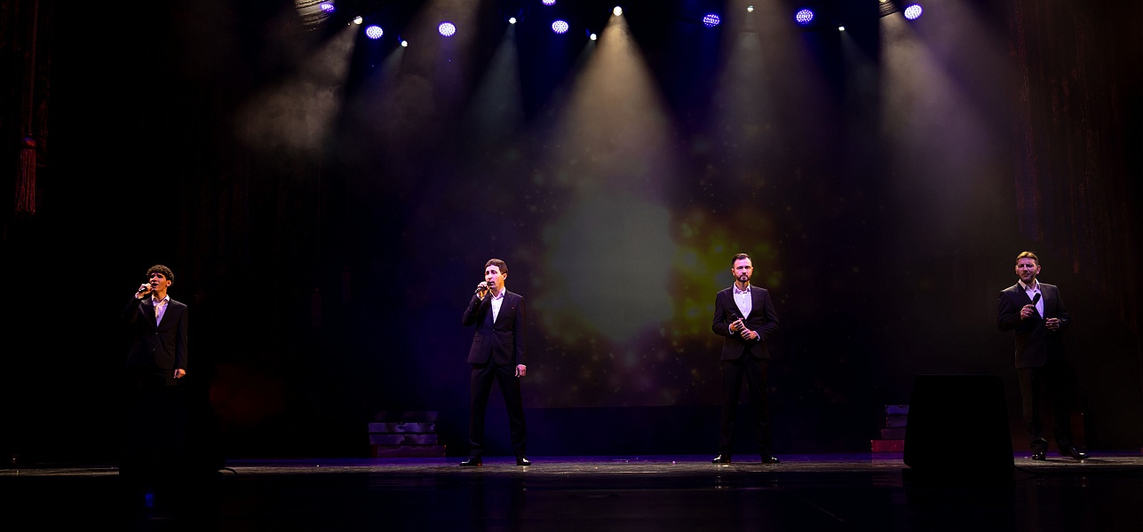 Жаждем шоу!