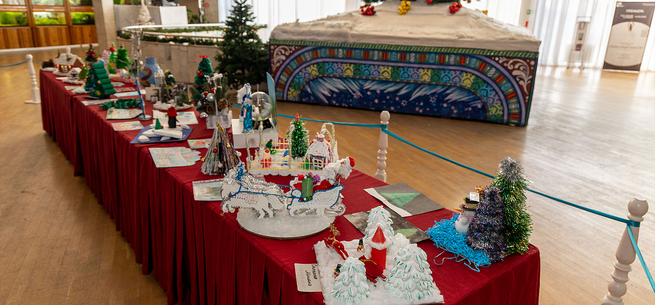 И много-много радости детишкам принесла!