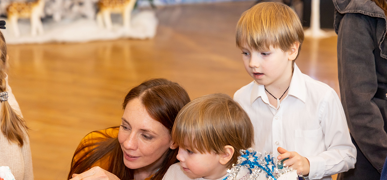 И много-много радости детишкам принесла!