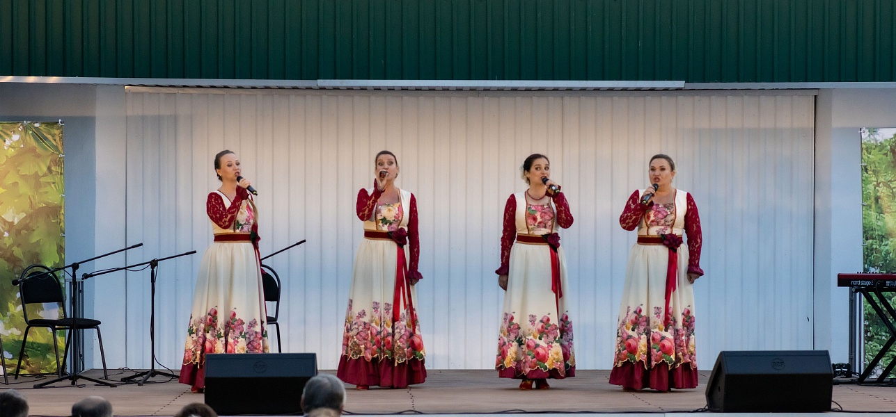 Пушкин, песни, балалайка