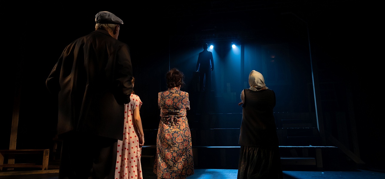 Закрыли занавес на высокой ноте