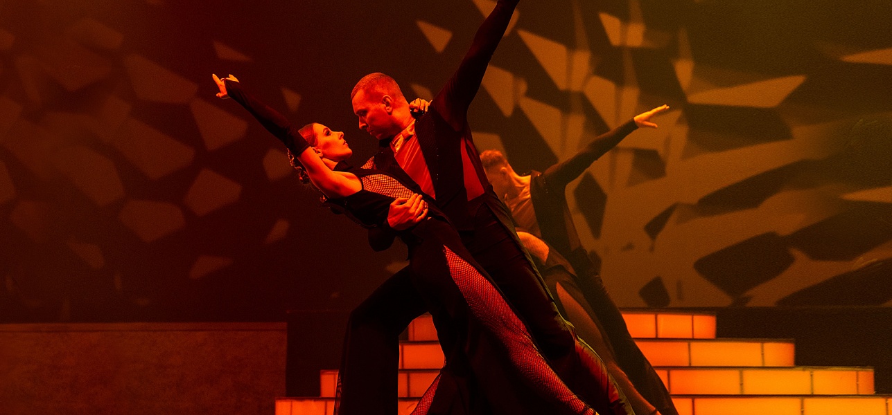 Три залпа в честь весны