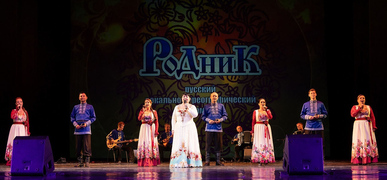 Нам песня строить и жить помогает!