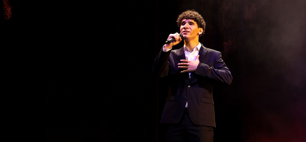 Жаждем шоу!