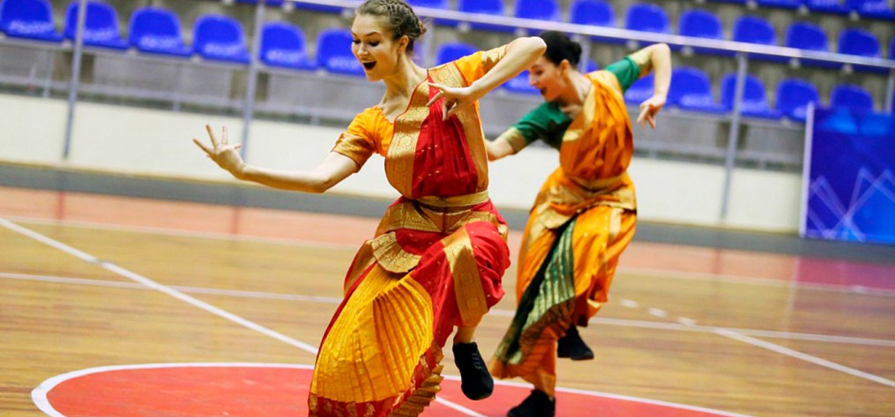 Трудная дорога шоу