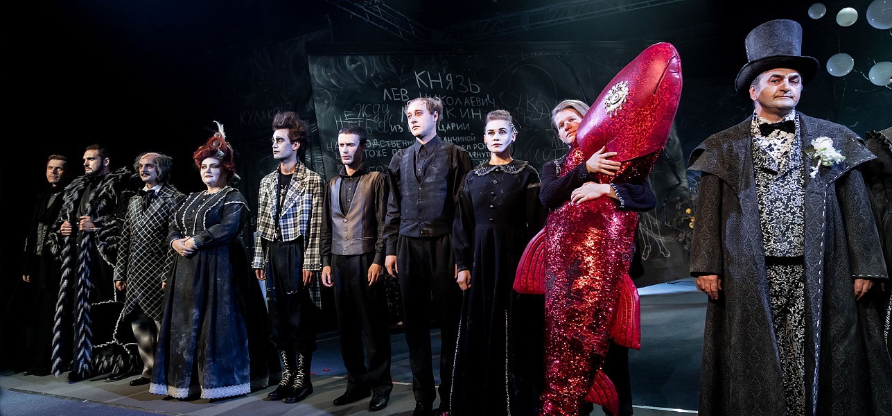 Который тут идиот? В очередь!