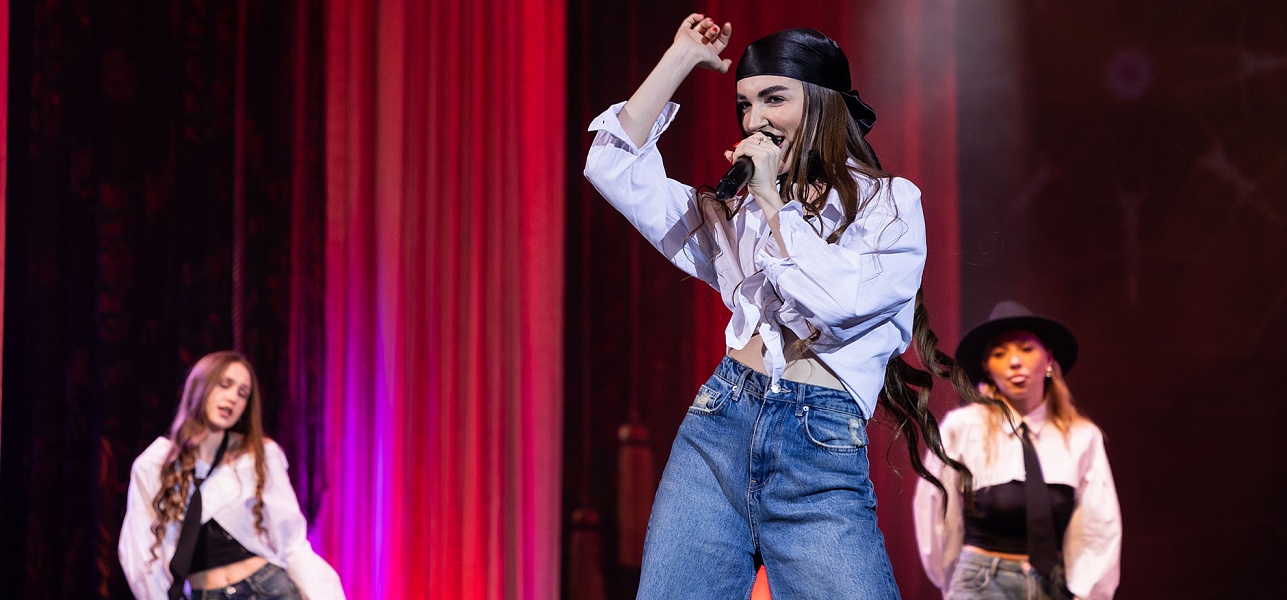 Три залпа в честь весны