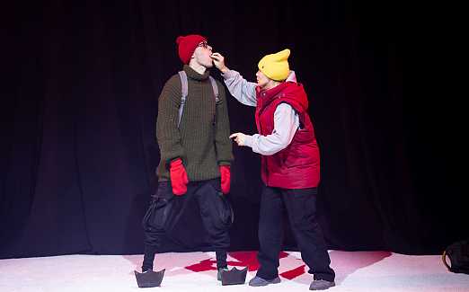 ЛЁД РАСТАЕТ