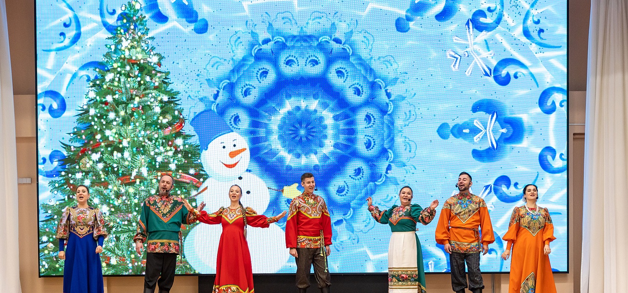 Как на праздник муженёк жене чудо приволок