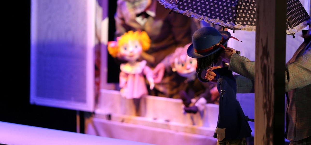 Полетаем на зонтике? 