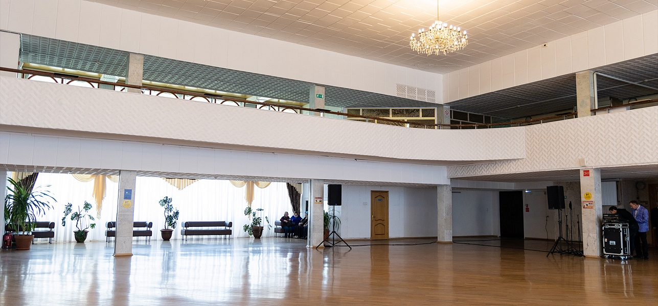 Большая сцена для большого искусства