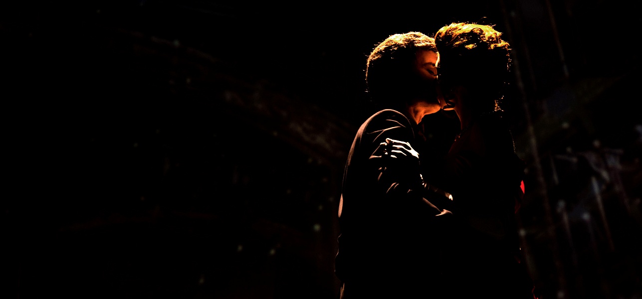 Привычное слово – аншлаг