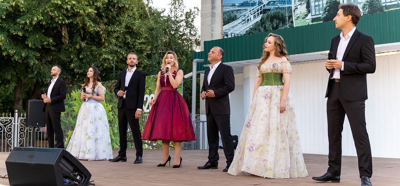 «Ребята с нашего двора» и другие