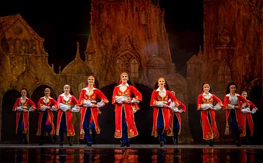 Магия Солнца. Место проведения: МБУ "СКЦ" Павловского СП  ул. Крупской, 237, станица Павловская