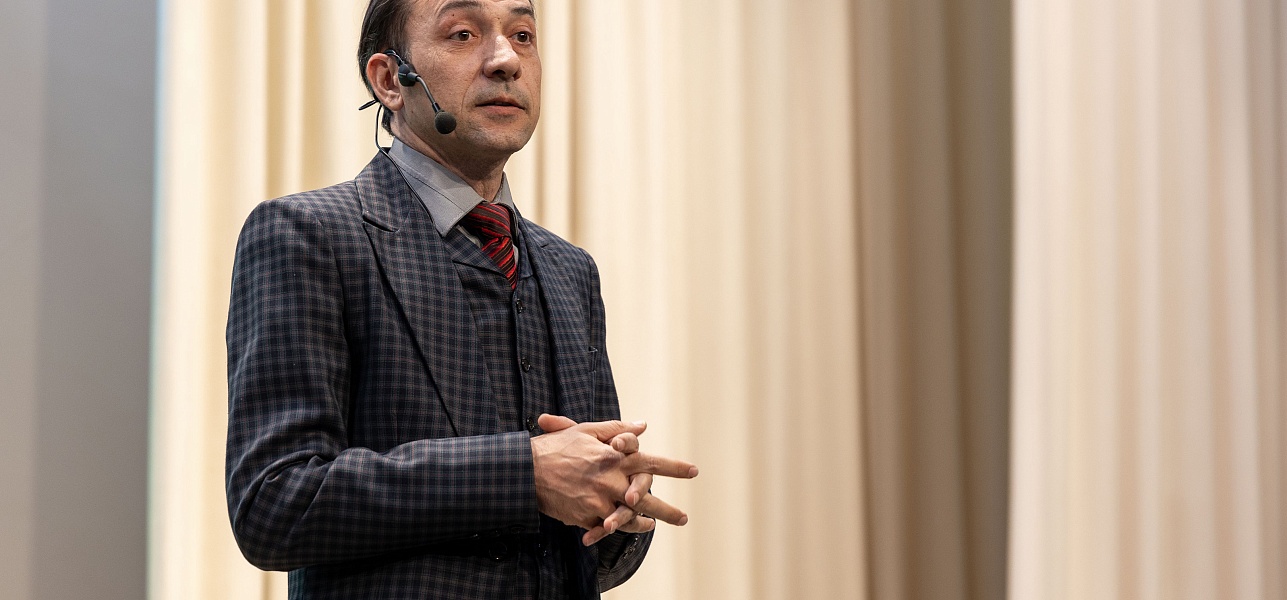 Они святые... Святые!