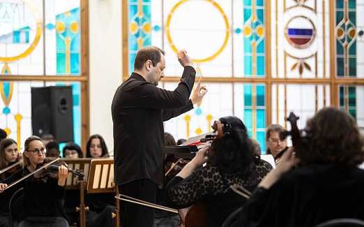 «Башкирский театр оперы и балета» Абонемент «Приглашает симфонический оркестр» 