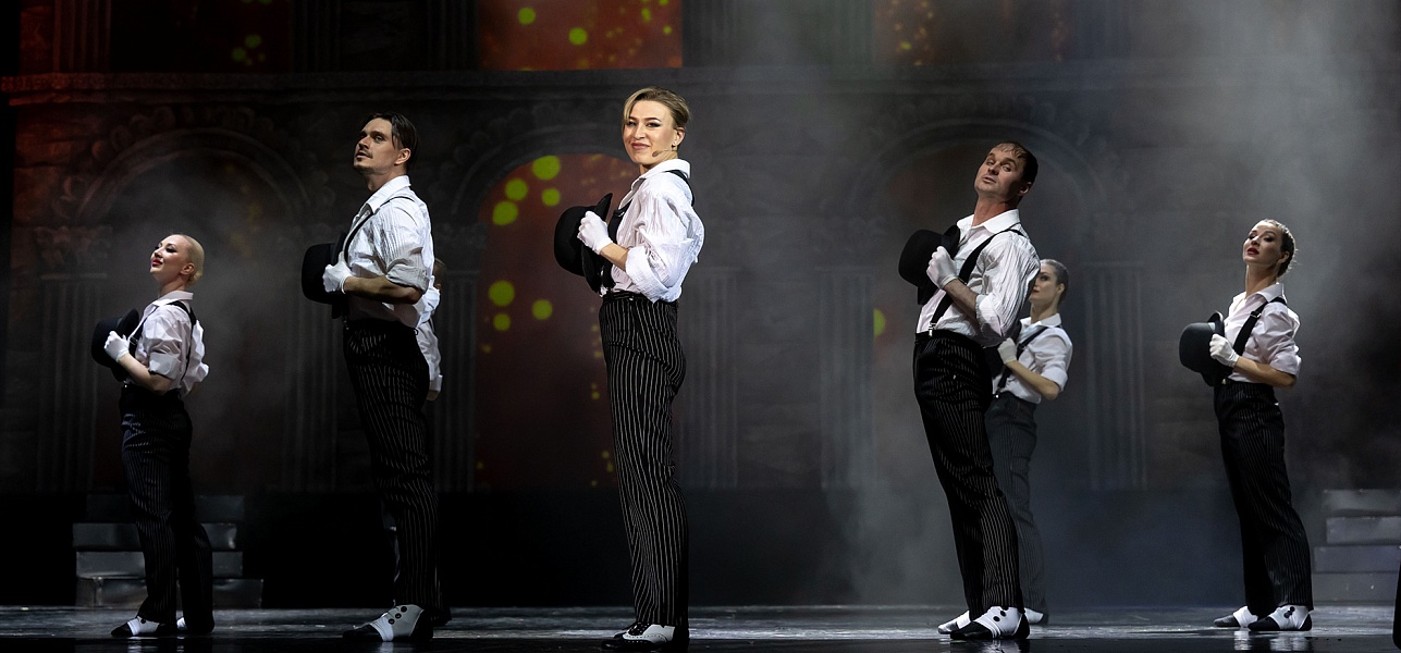 Жаждем шоу!