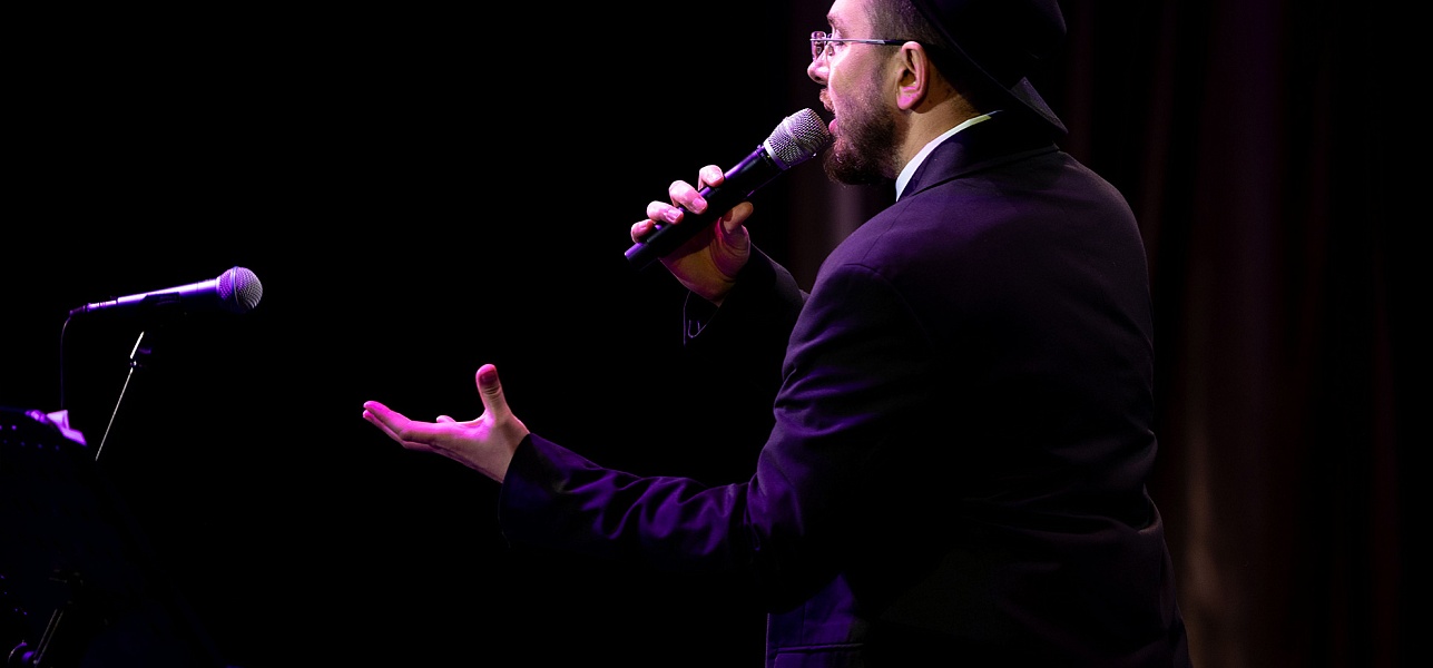 Три залпа в честь весны