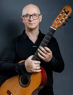 День Музыки. Синьора Гитара