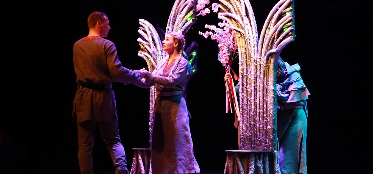 Дорогие зрители!