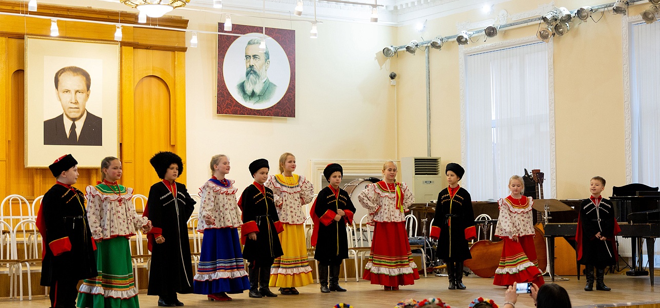Маленькое войско и большое воинство