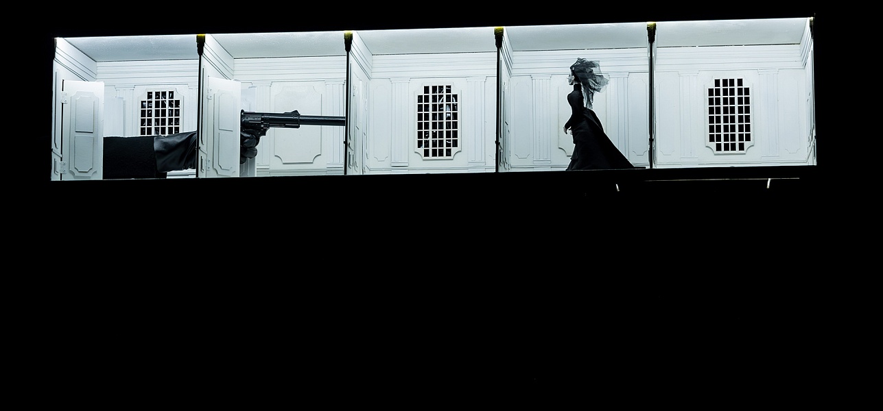 Тройка, семёрка… Дама? 