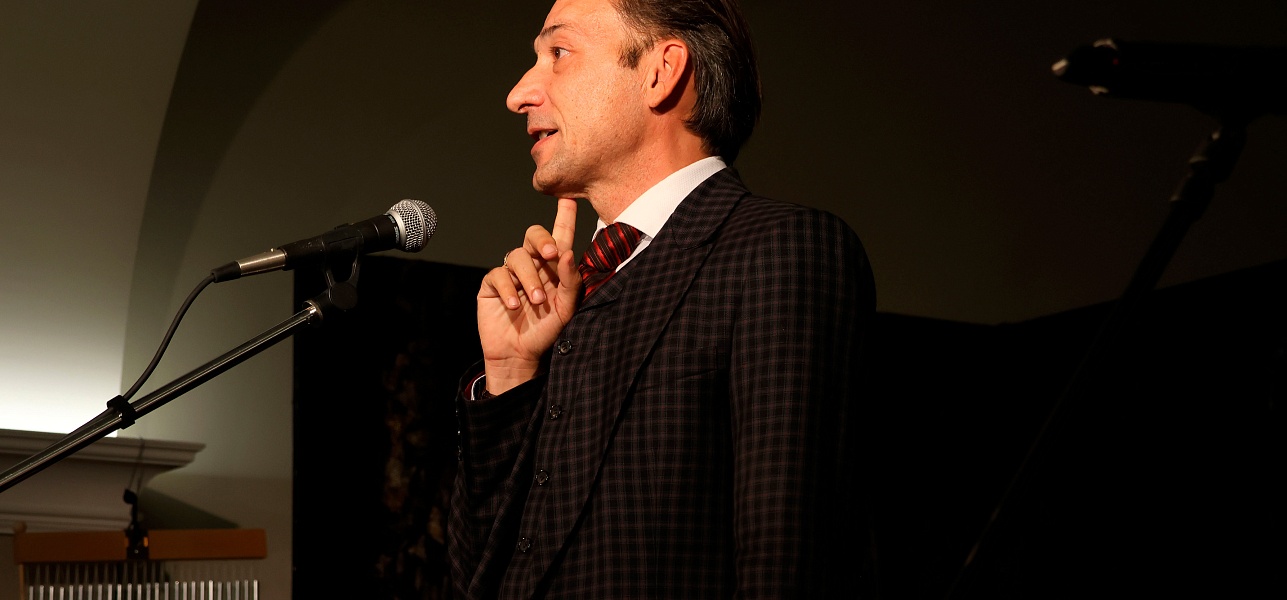 И без солнца ярко