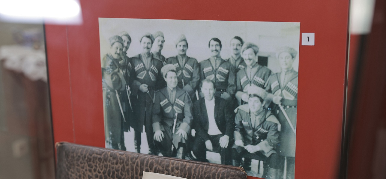 Жизнь в нотах и документах