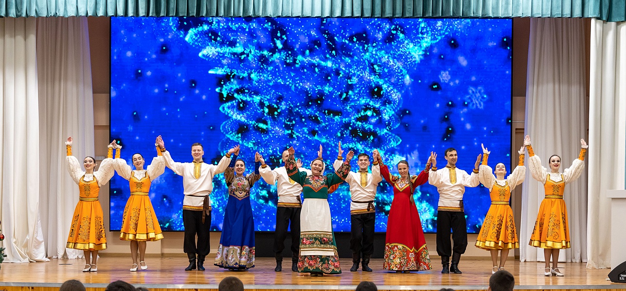 Как на праздник муженёк жене чудо приволок