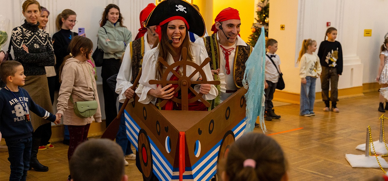 Старая, старая сказка